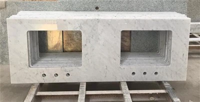 Marmurowy top toaletowy Bianco Carrara